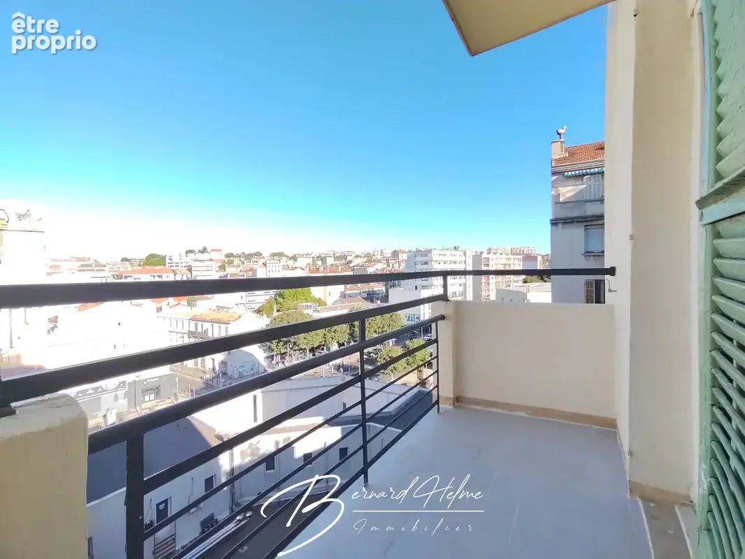 Appartement à MARSEILLE-4E