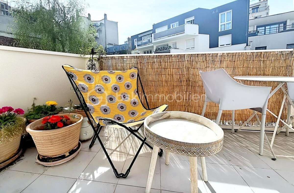 Appartement à PARIS-19E