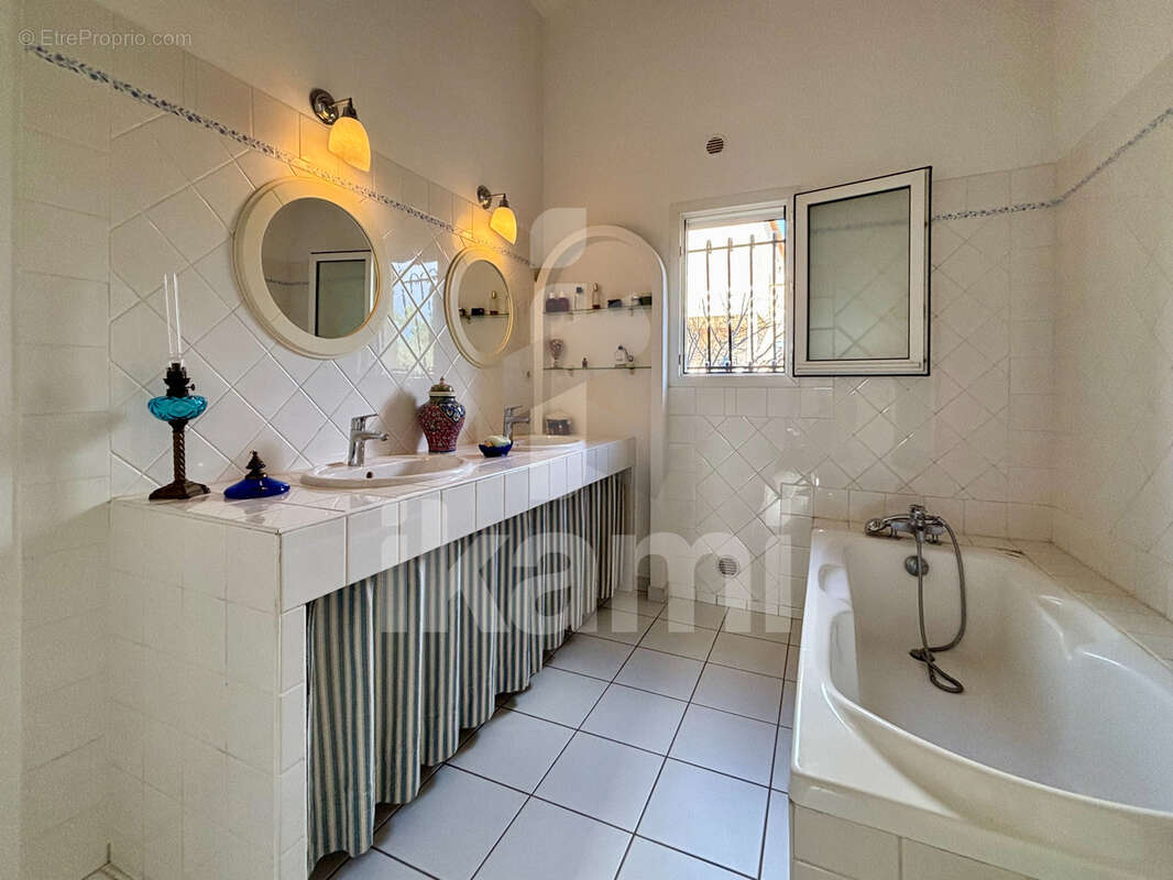 Maison à SAINT-GELY-DU-FESC