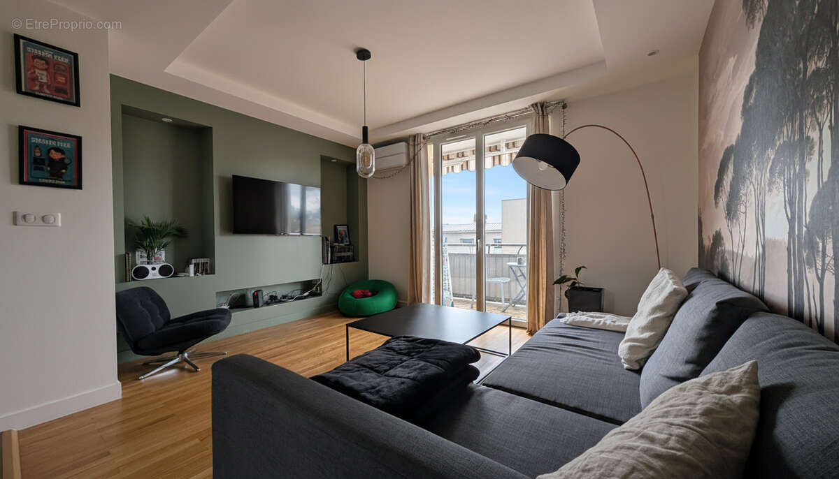 Appartement à TASSIN-LA-DEMI-LUNE