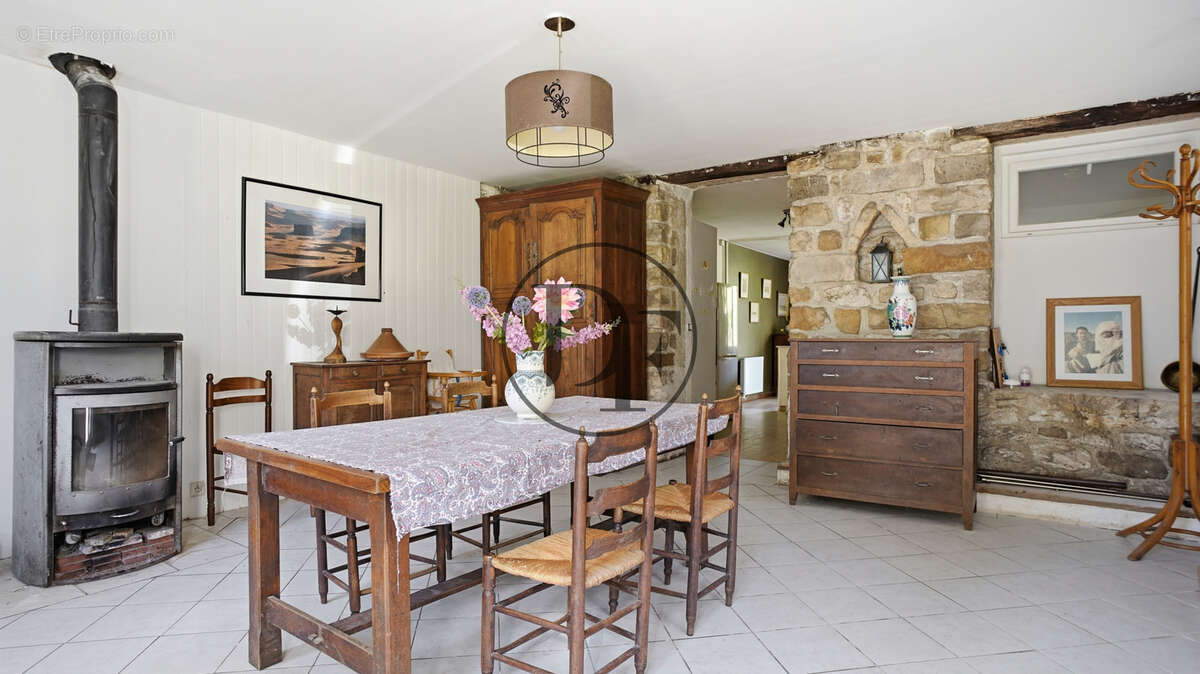 Maison à BOURRON-MARLOTTE