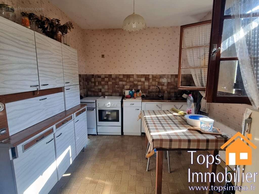 Maison à VILLEFRANCHE-DE-ROUERGUE