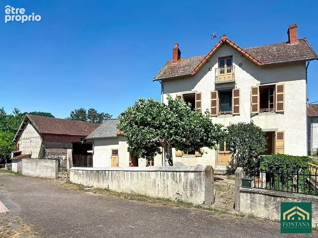 Maison 7 pièces 143 m² à vendre à Saint-Sylvestre-Pragoulin (63310) - photo 2