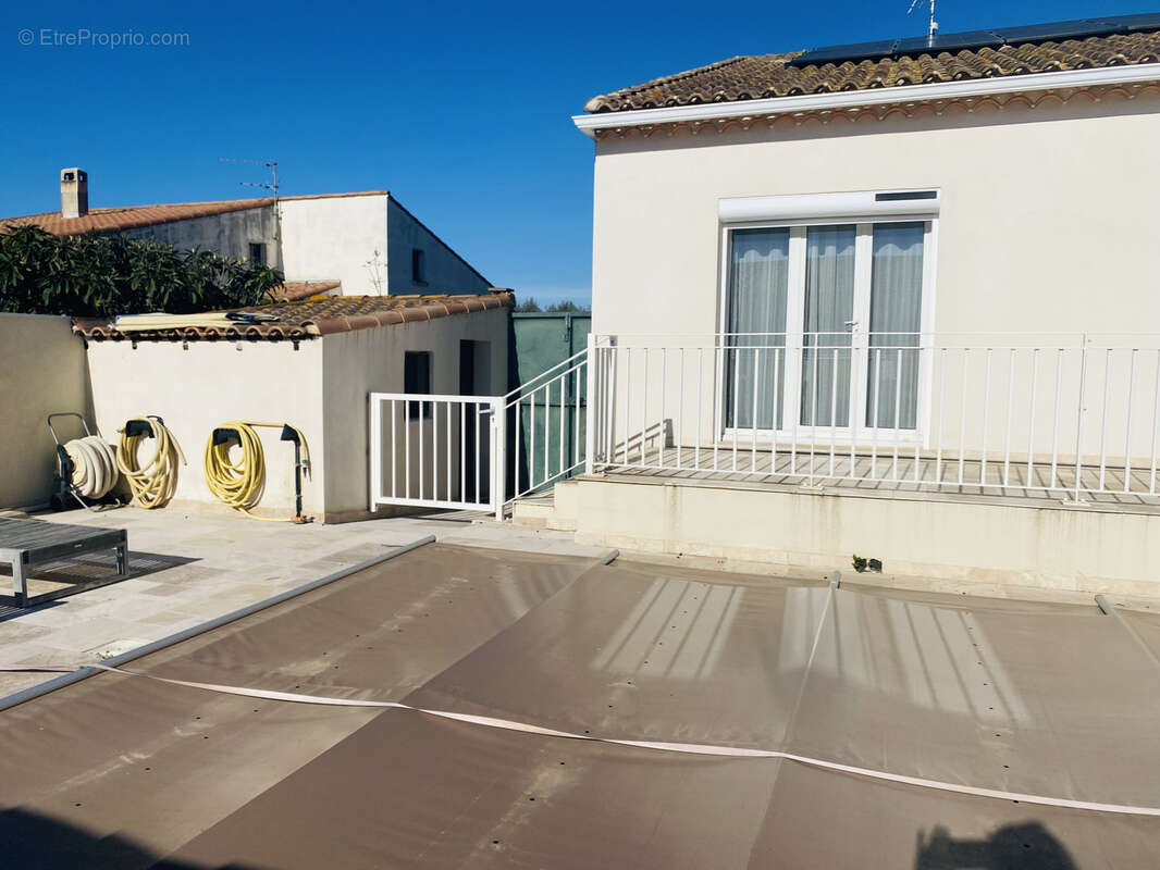 Maison à MAUGUIO