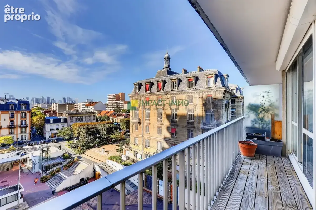 Colombes Hyper Centre : 3 pièces avec balcon et cave ! - photo 2