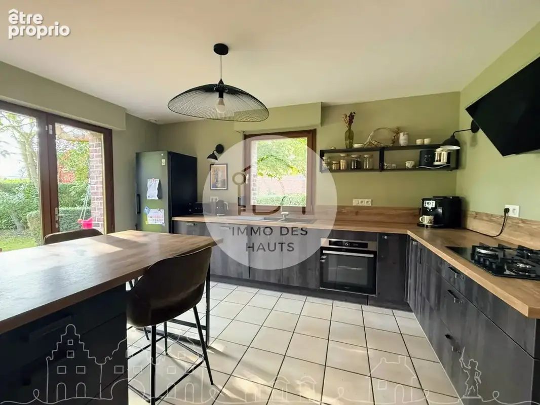 Maison familiale de 170 m2 avec 5 chambres et double garage à Téteghem - photo 3