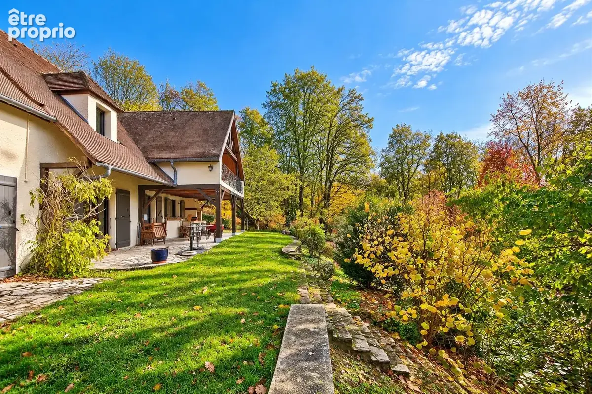 Maison à CHATEAUFORT