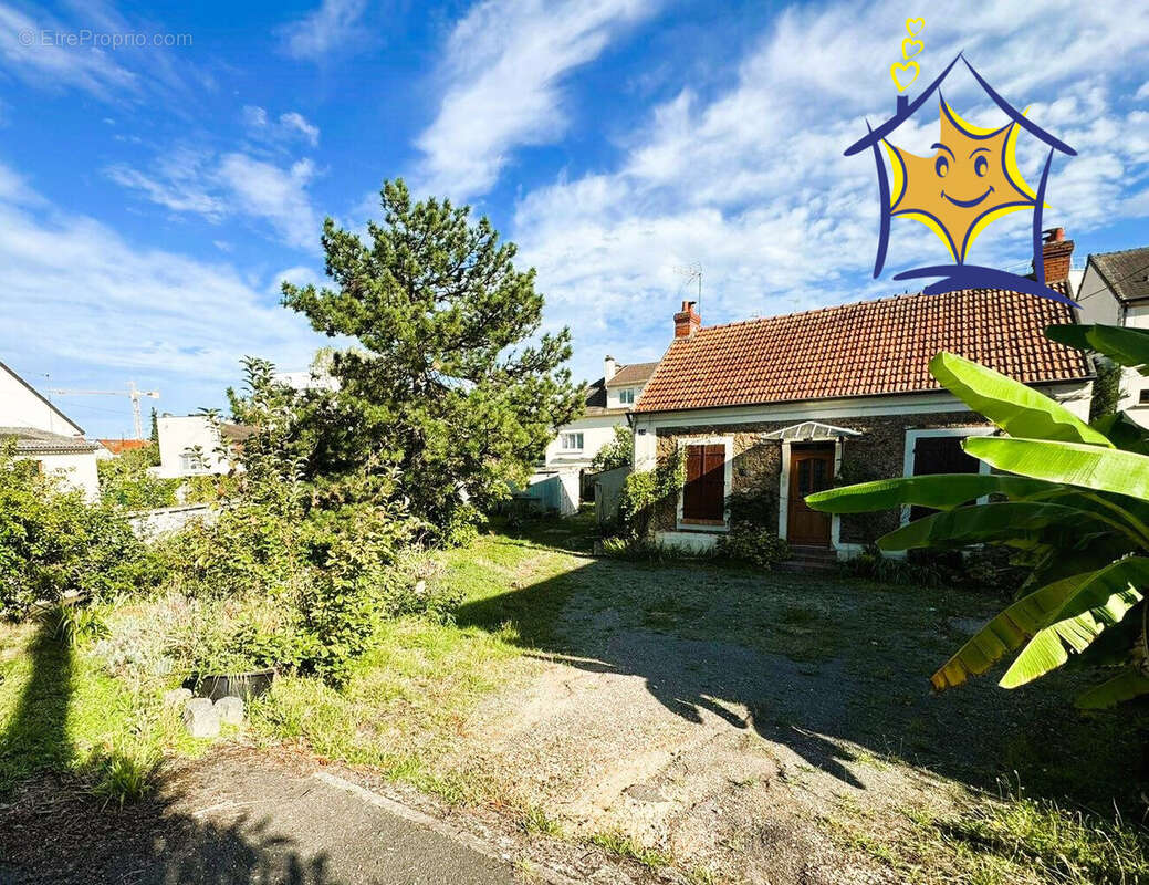 Maison à VIRY-CHATILLON