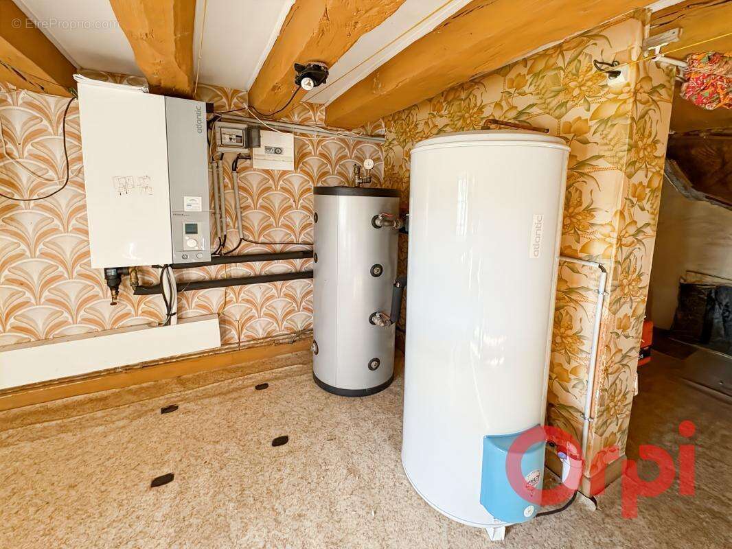 Maison à CHALIVOY-MILON