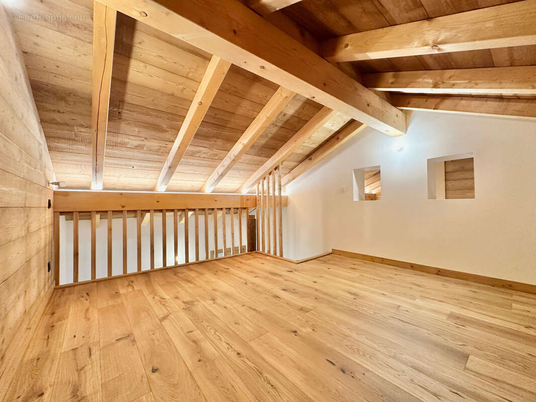 Appartement à LES CONTAMINES-MONTJOIE