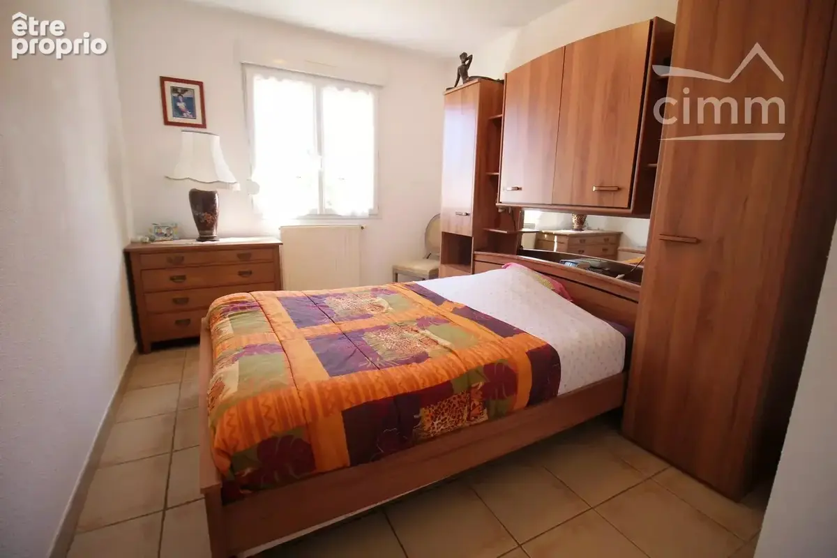 A vendre maison avec garage et jardin - photo 6