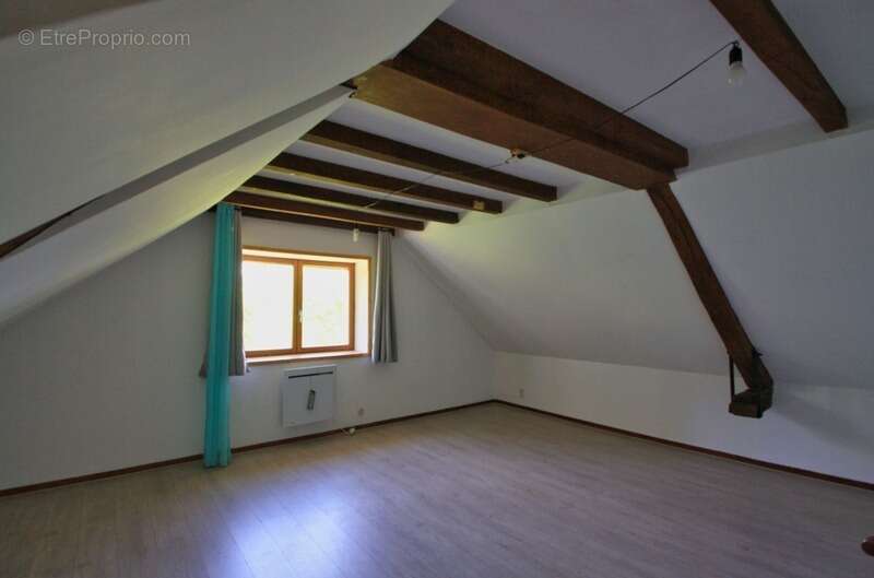 Maison à vendre 6 pièces MONTCOMBROUX LES MINES (03) - photo 2
