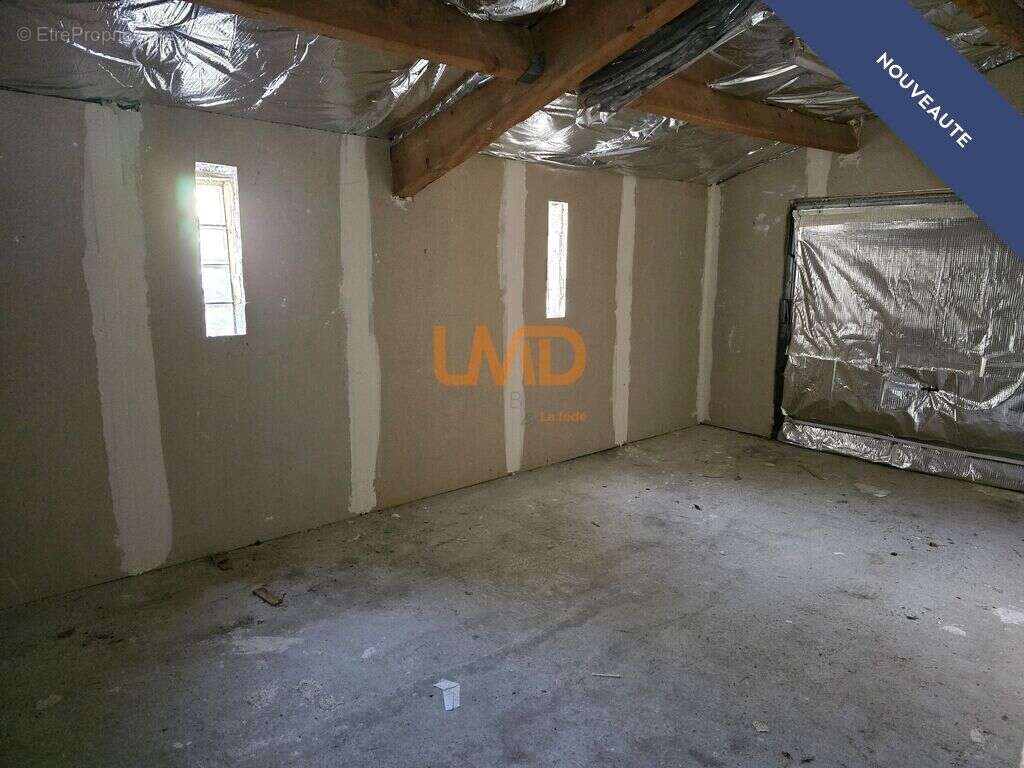 Maison à SAINT-SATURNIN-LES-AVIGNON