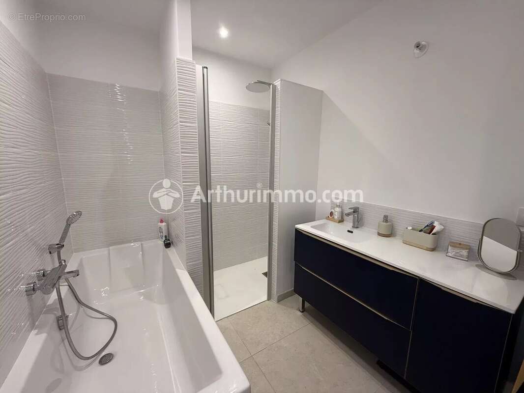 Maison à SAINT-ASTIER