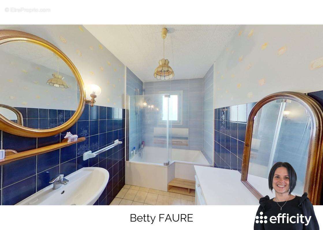 Maison à SAINT-GENEST-LERPT