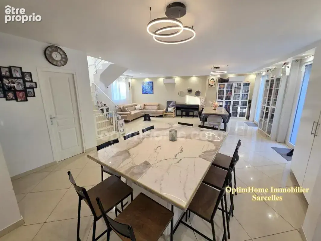 Sarcelles - Maison Individuelle - 145m2 - 5 chambres - Terrain 500m2 - 549 000 € FAI - photo 2