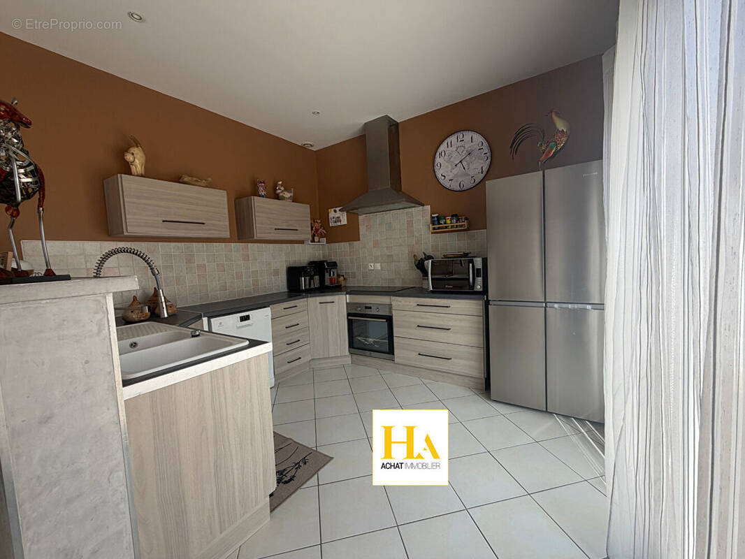 Maison à GUILHERAND-GRANGES