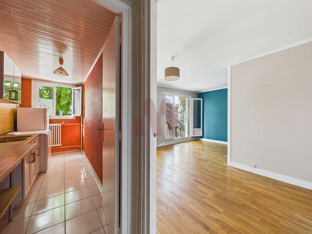 Appartement à COLOMBES