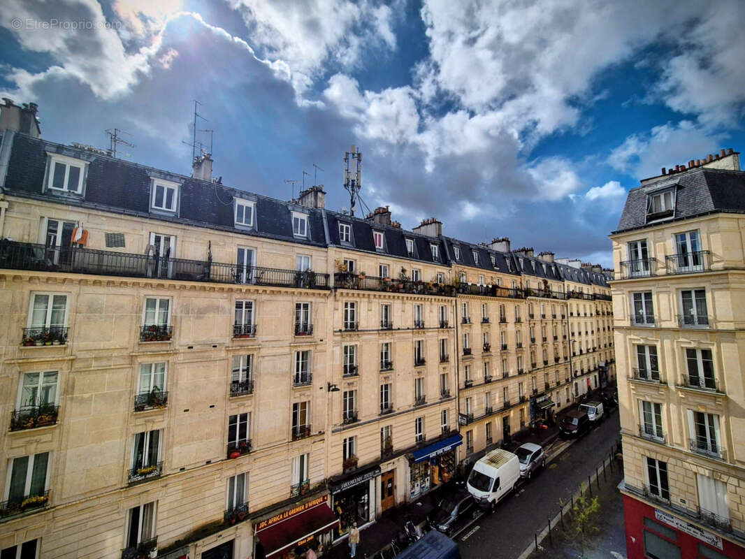 Appartement à PARIS-18E