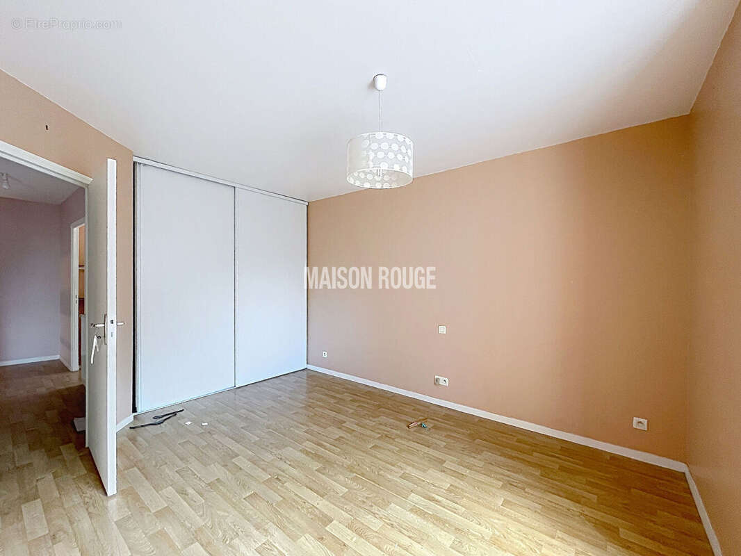 DOL-DE-BRETAGNE - Maison avec appartement - photo 8