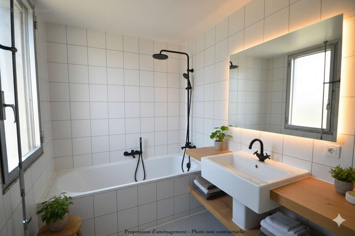 Appartement à PARIS-18E