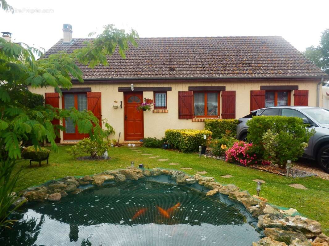 Maison à FONTAINE-BELLENGER