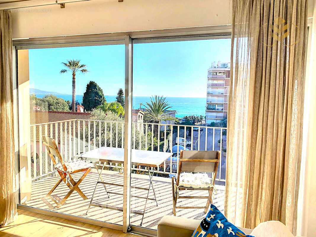 Appartement à ROQUEBRUNE-CAP-MARTIN