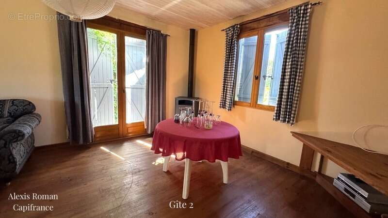 Domaine de 28 hectares avec étang privé, maison, 2 gîtes et plus de 400 m² de dépendances - photo 18