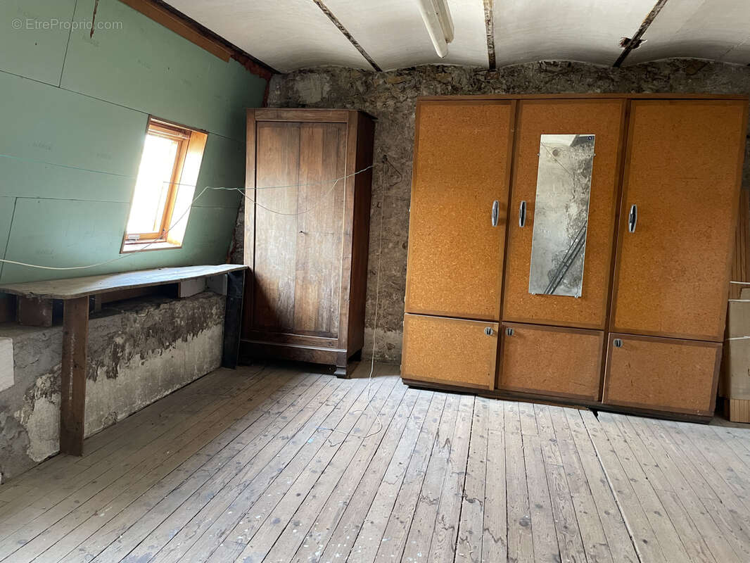 Maison à COSNE-COURS-SUR-LOIRE