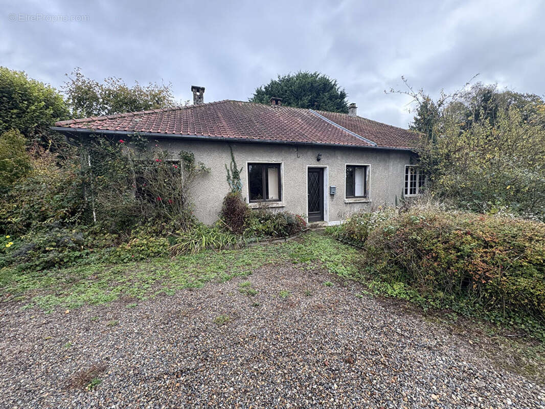 Maison à MOY-DE-L&#039;AISNE