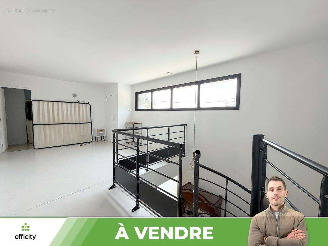 Maison 230 m² à Montamise  - photo 12