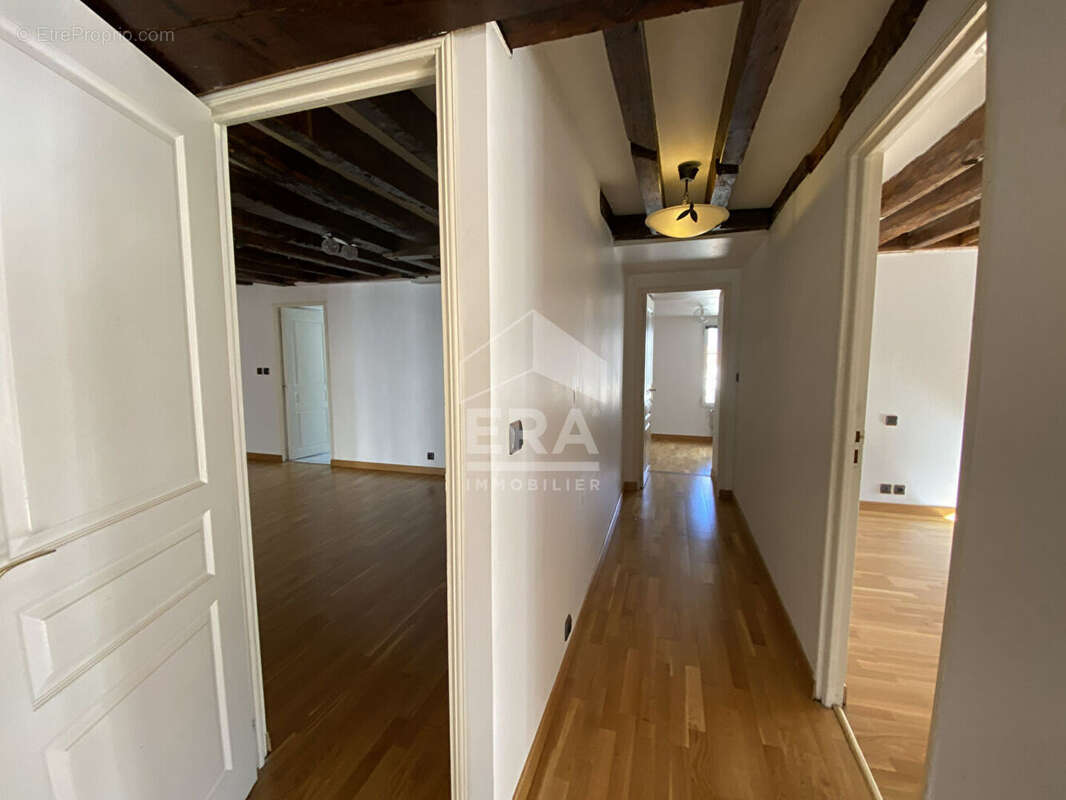 Appartement à MELUN