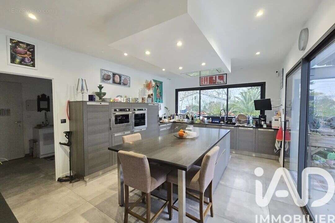 Photo 9 - Maison à CAMBLANES-ET-MEYNAC