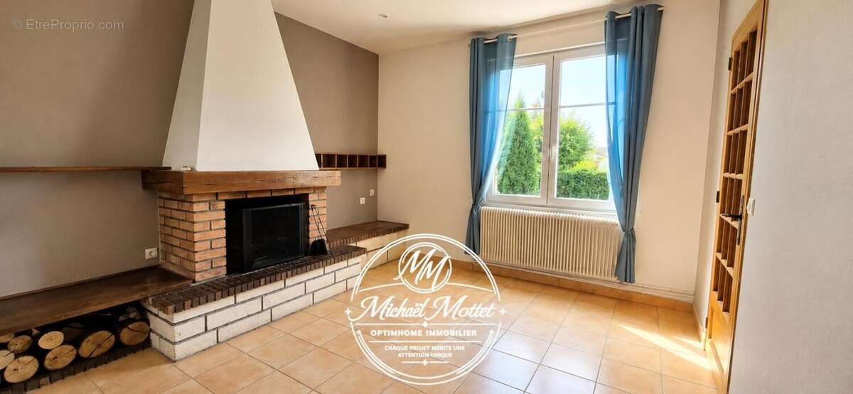 Maison de caractère 115 m² – 4 chambres, jardin clos, double garage en cœur de Caudebec-en-Caux - photo 4