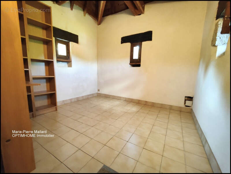 Maison familiale + dépendances à Saint Eloi en Creuse - photo 21