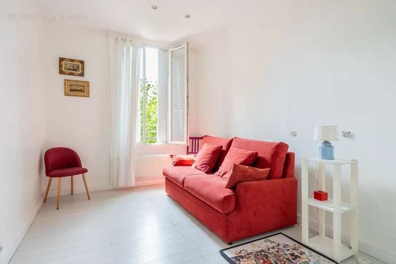 Maison à vendre 9 pièces AUBERVILLIERS (93) - photo 9