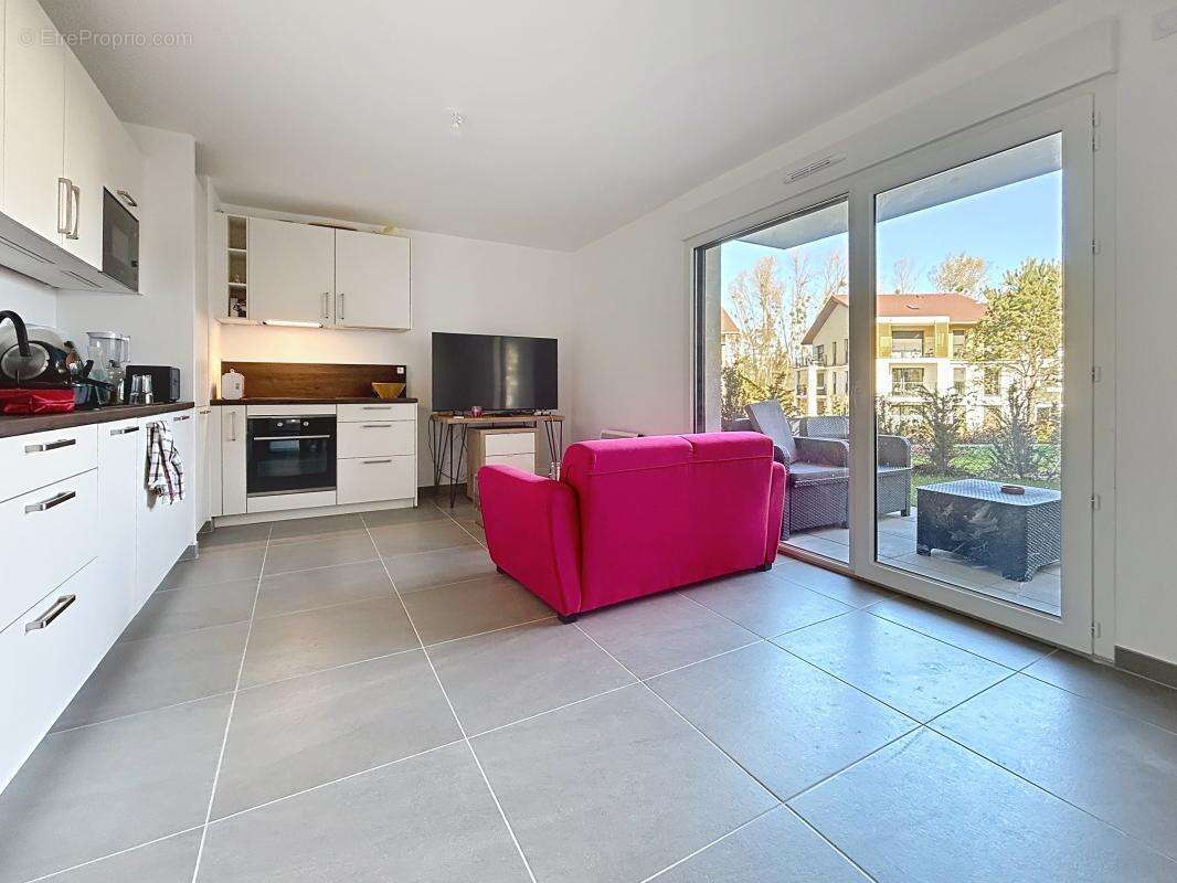 Appartement à VALLEIRY