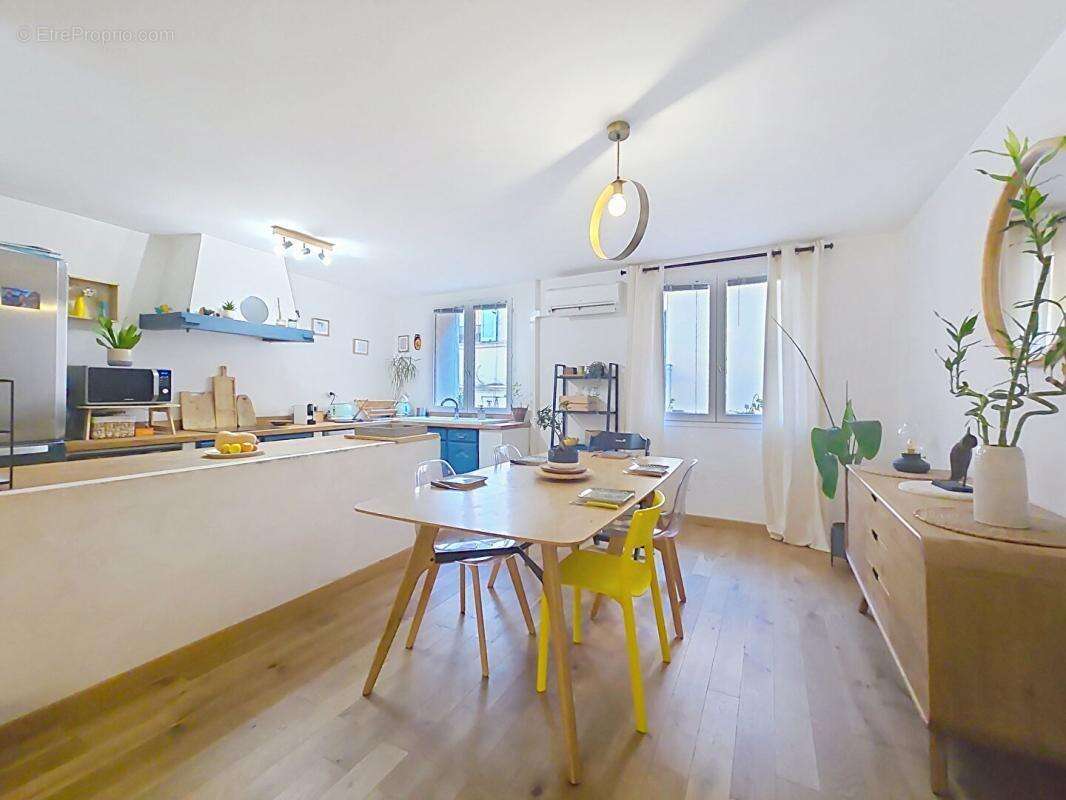 Appartement à LA VALETTE-DU-VAR