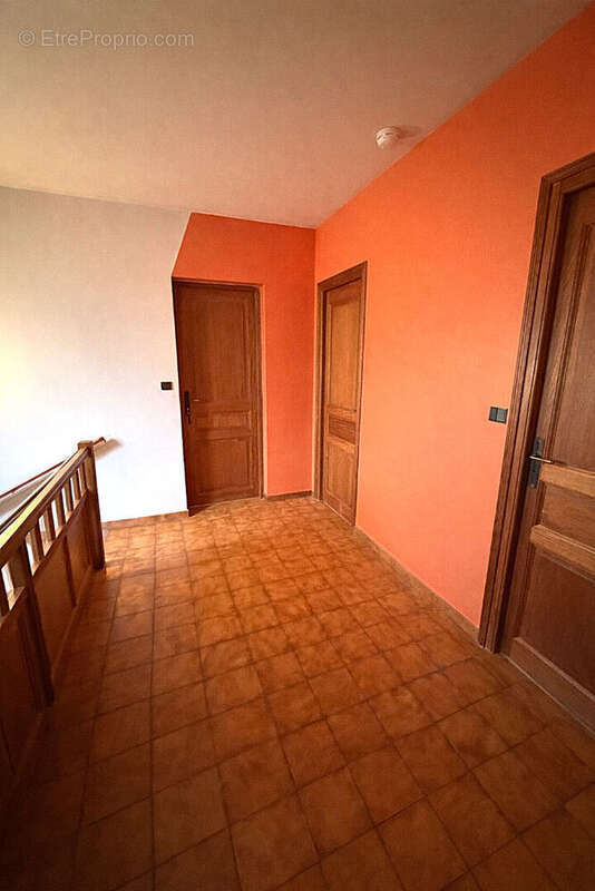 Maison à FREPILLON