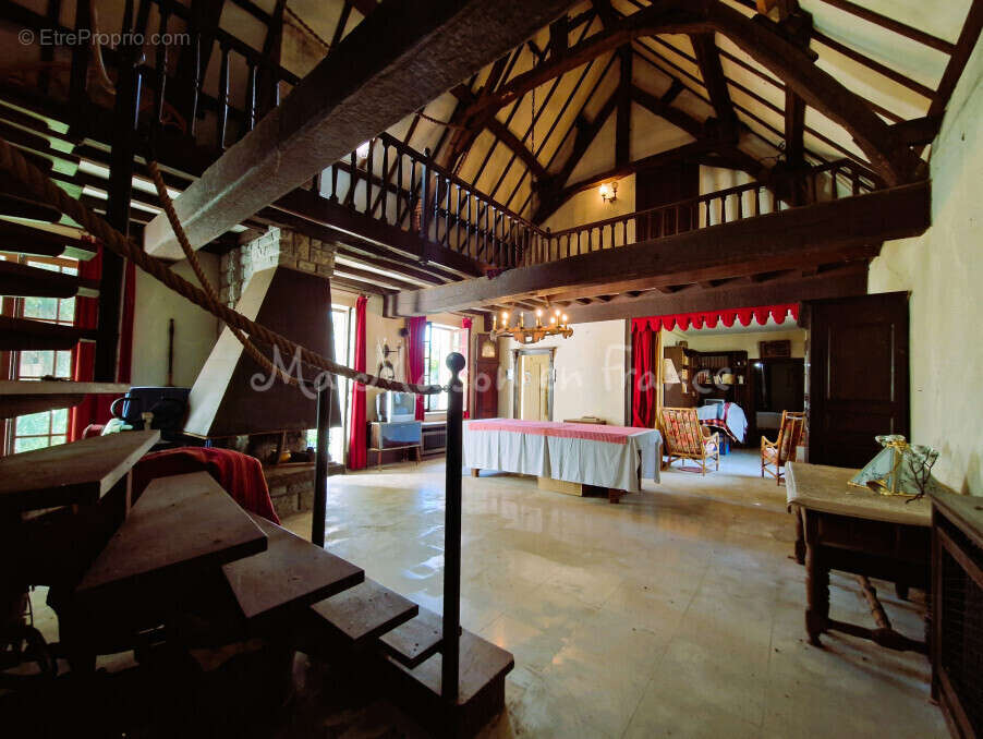 Maison à SAINT-POURCAIN-SUR-SIOULE