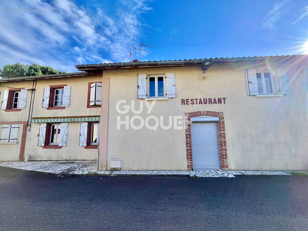 Commerce à AIRE-SUR-L&#039;ADOUR
