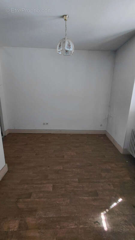 Appartement à BOURG-SAINT-ANDEOL