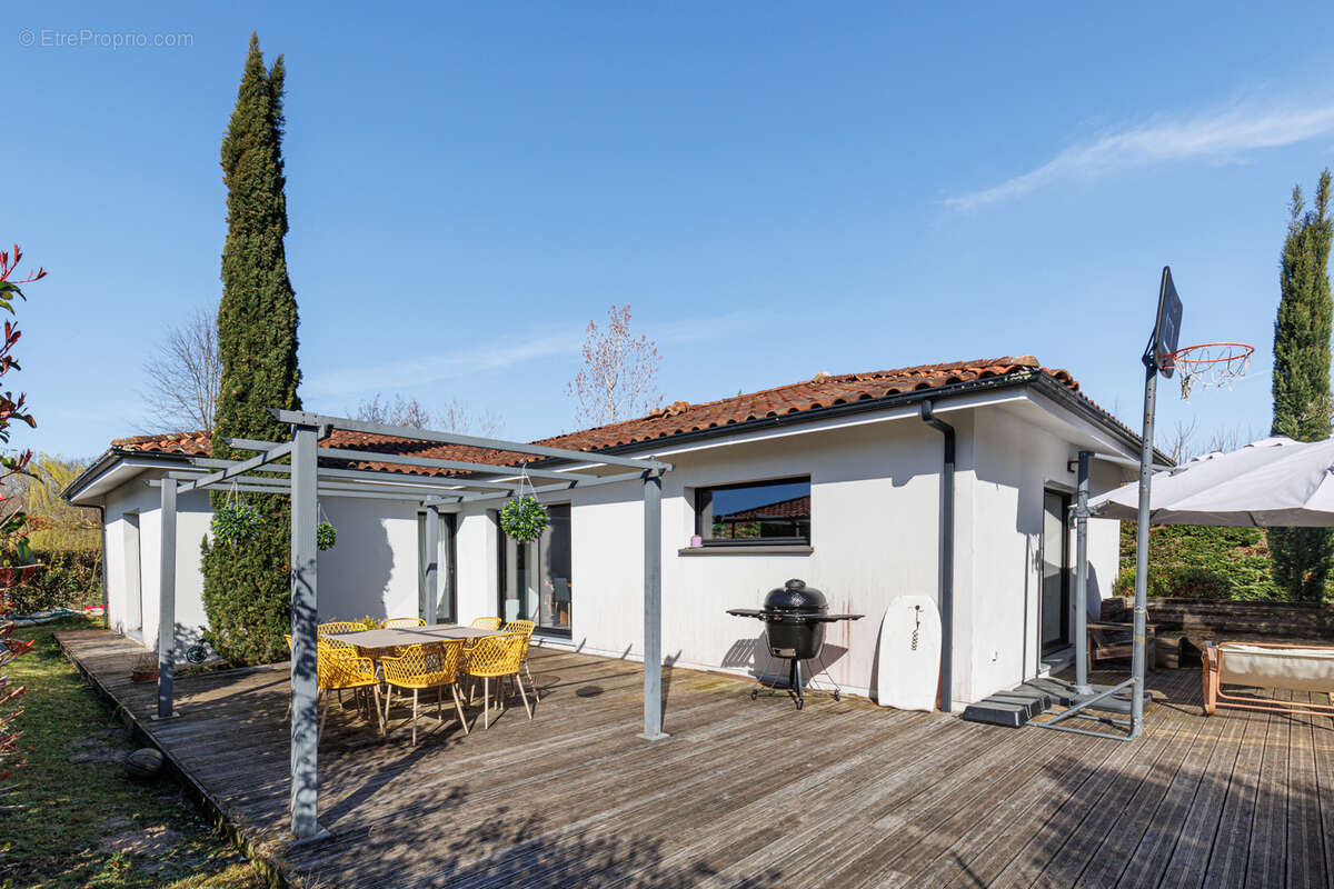 Maison à SOUSTONS