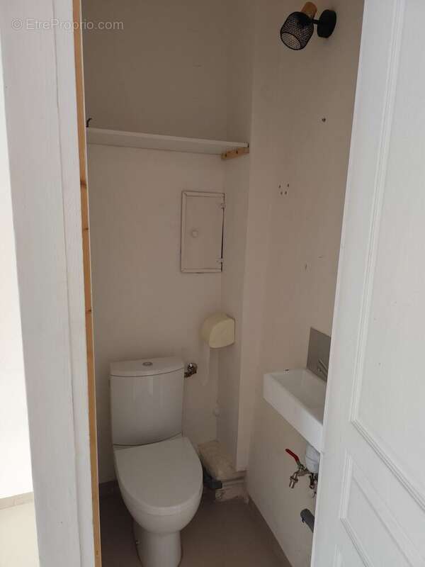 Commerce 25 m² à Montpellier  - photo 6