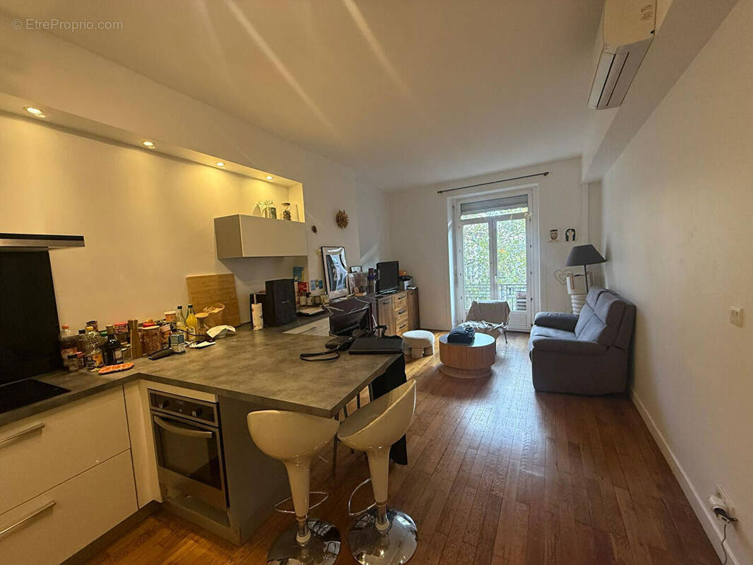 Appartement à LYON-8E