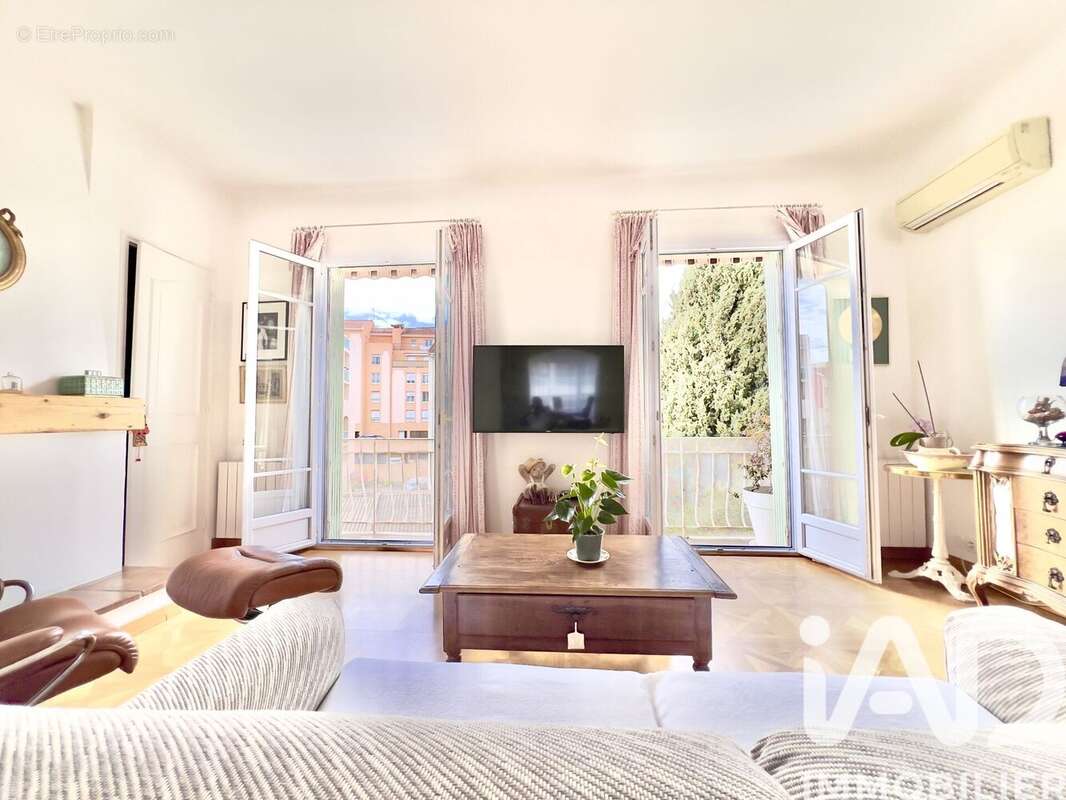 Photo 5 - Appartement à SAINT-RAPHAEL