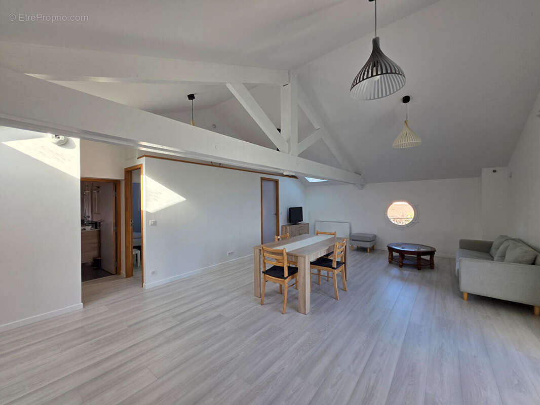 Appartement à BORDEAUX