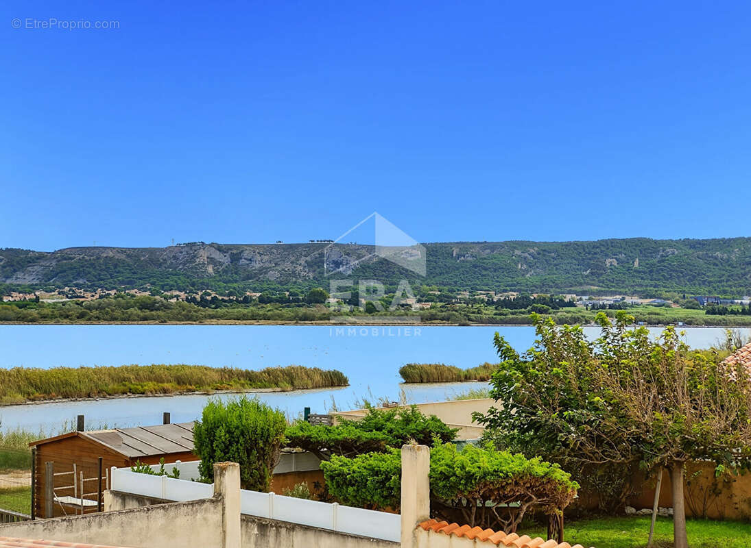 Appartement à CHATEAUNEUF-LES-MARTIGUES