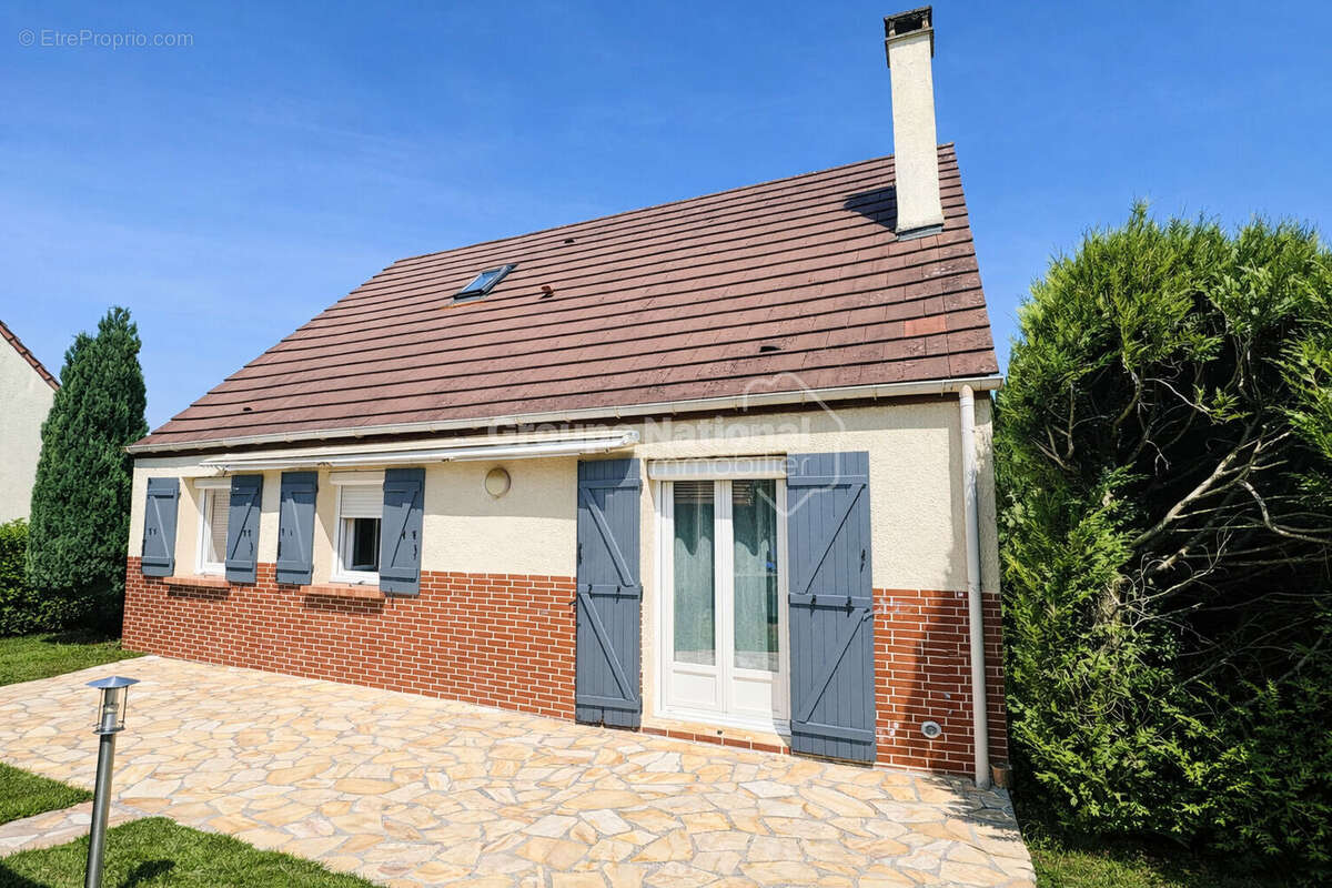 Maison à MERU