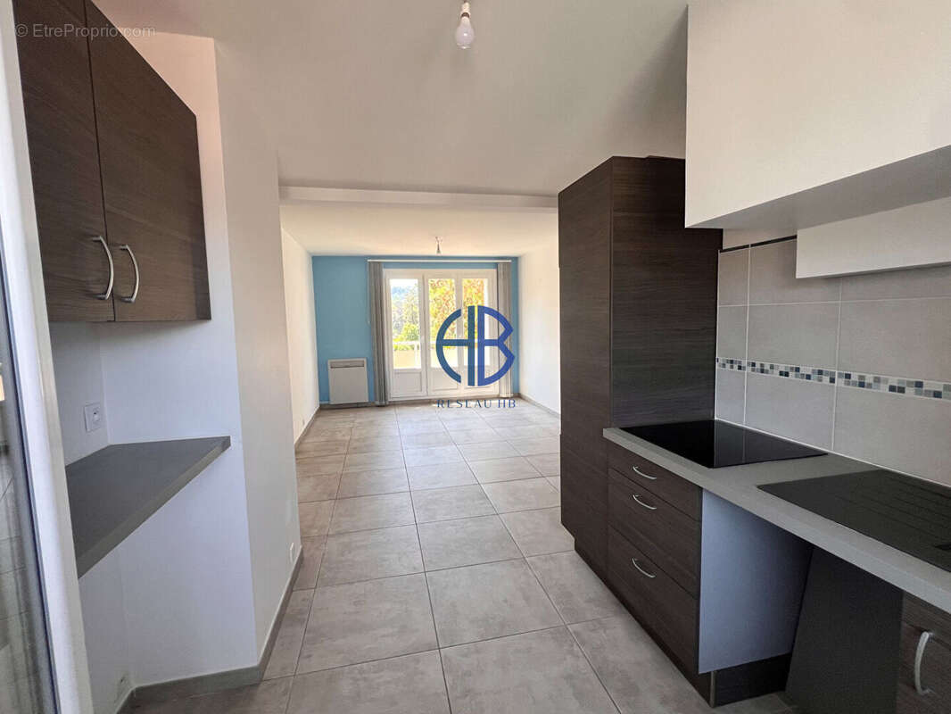 Appartement à BOURGOIN-JALLIEU